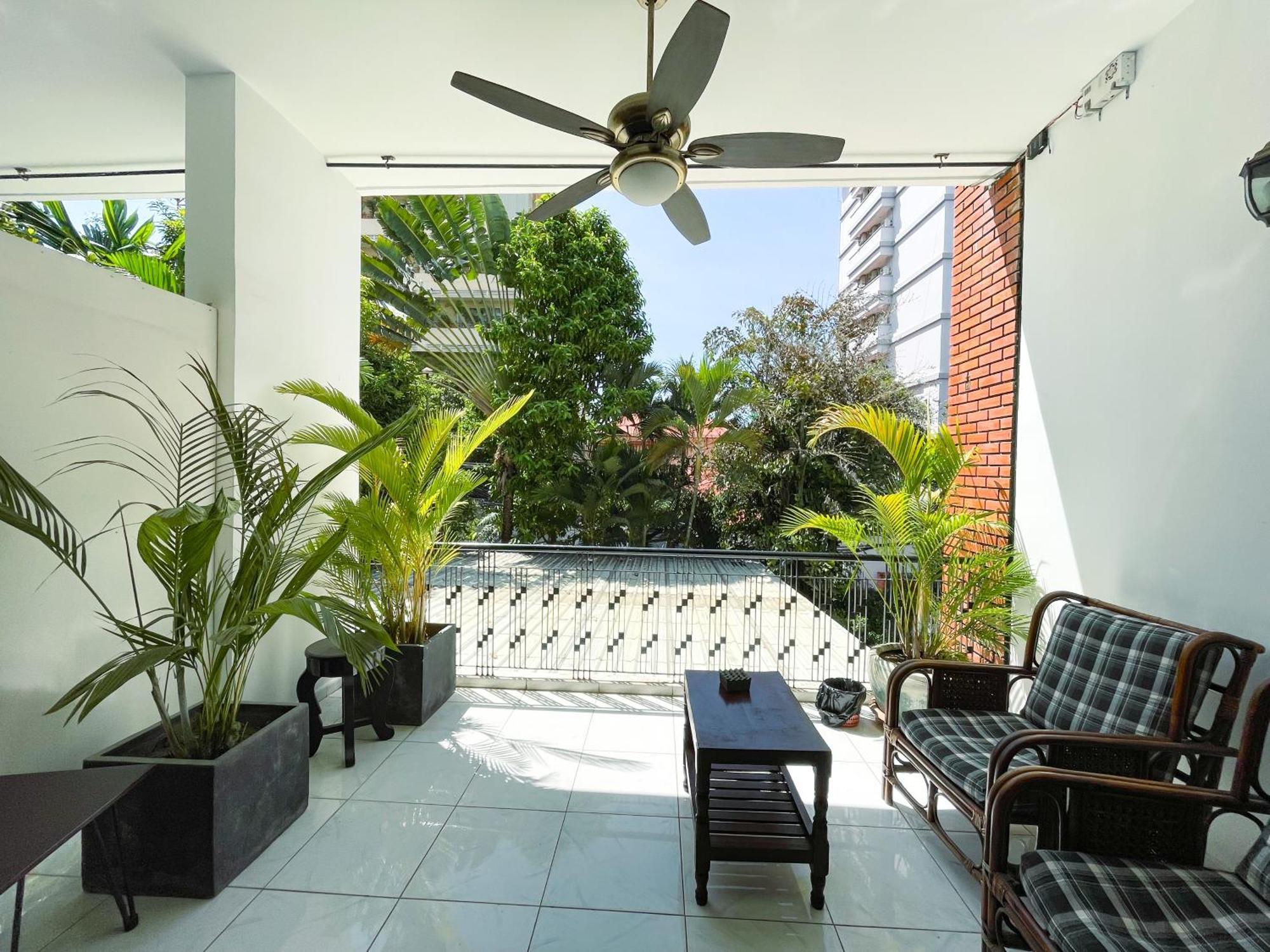 Birdcage Boutique Hotel Phnom Penh Ngoại thất bức ảnh