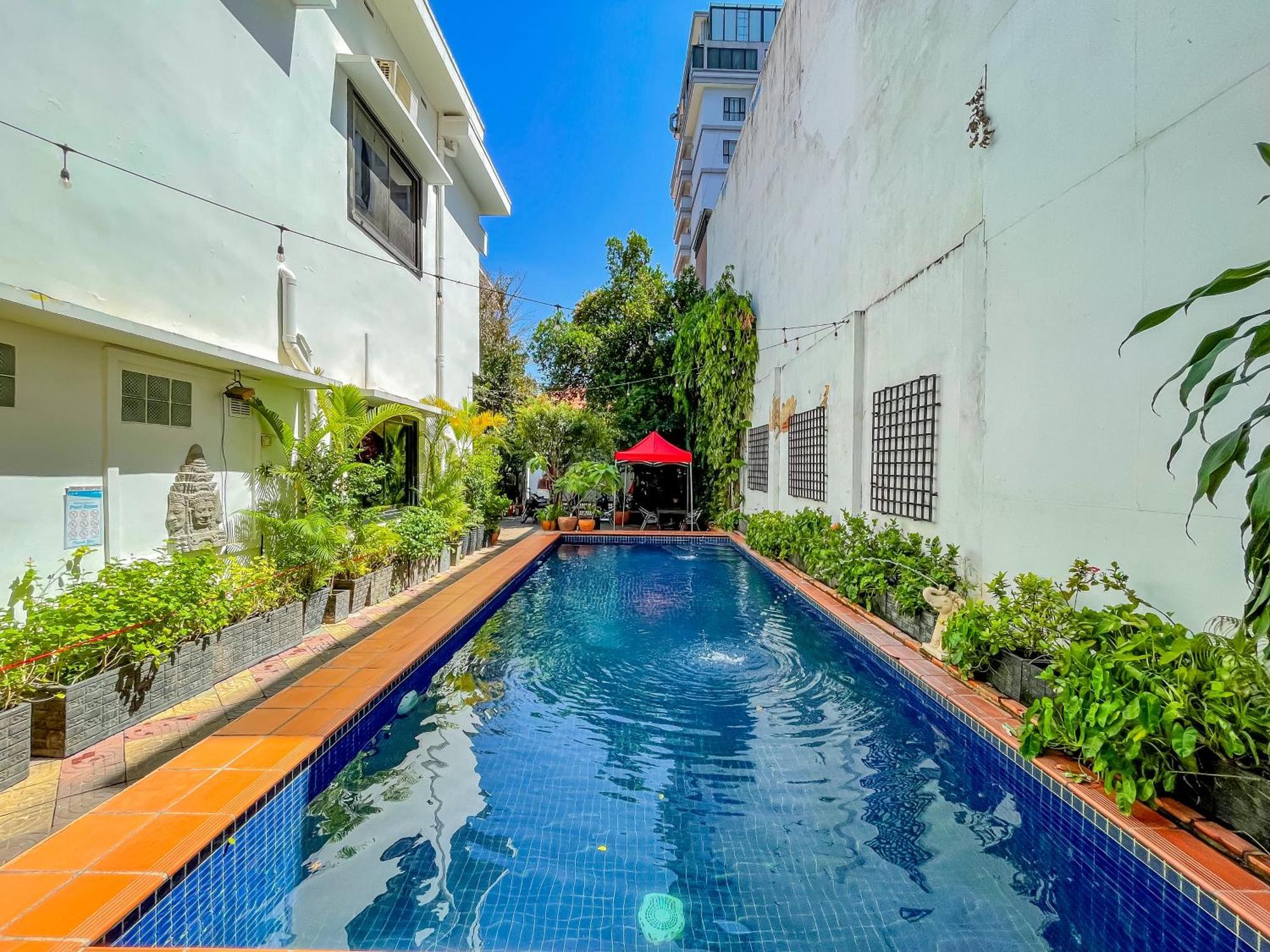 Birdcage Boutique Hotel Phnom Penh Ngoại thất bức ảnh