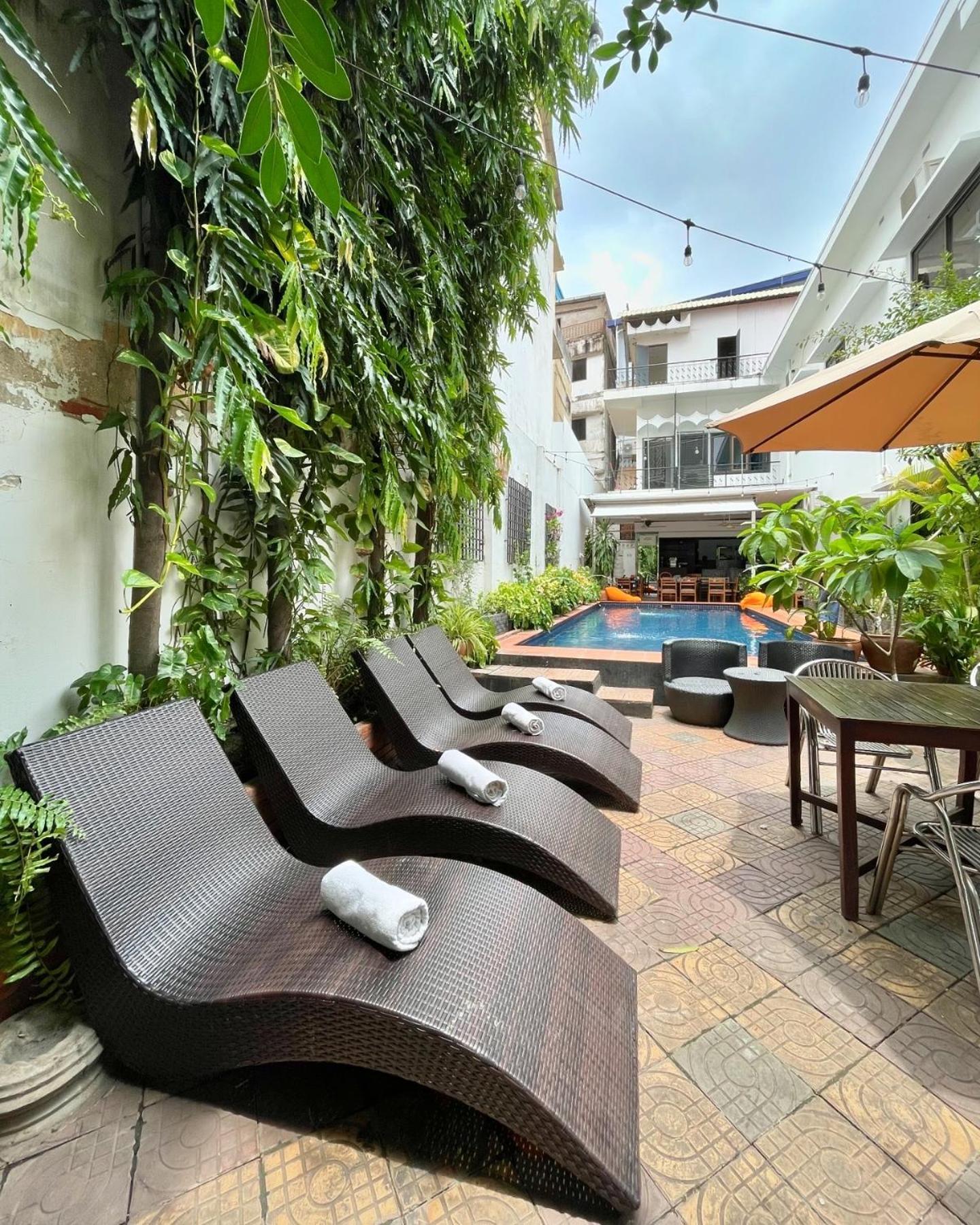 Birdcage Boutique Hotel Phnom Penh Ngoại thất bức ảnh